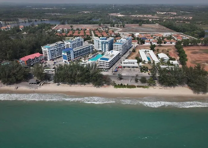 Grand Blue Beach Condo - Laem Mae Phim Beach